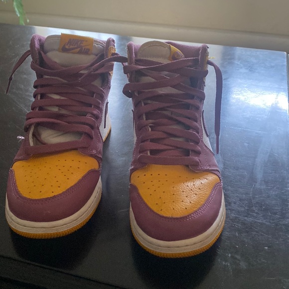 Jordan Shoes - Jordan 1s Man size 7 good condition